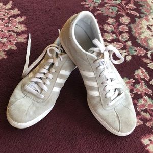 Adidas Woman Sneaker